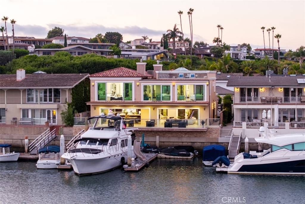Newport Beach, CA 92660,409 Morning Star