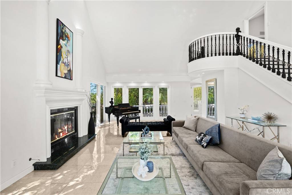 Encino, CA 91436,16221 Elisa PL