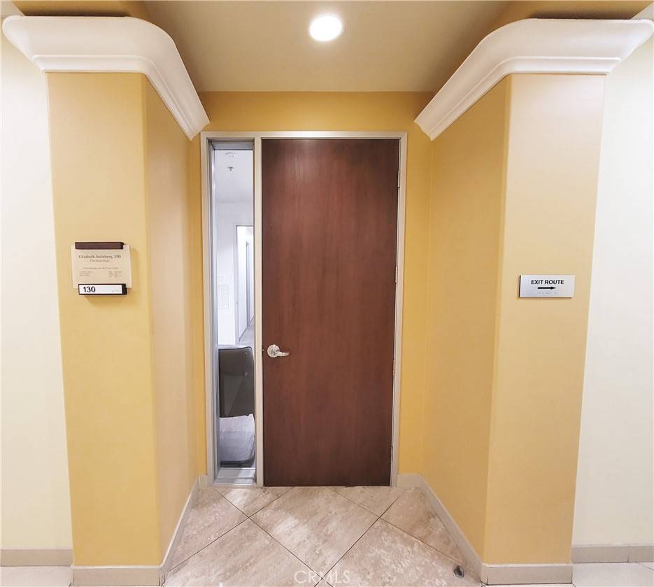 Irvine, CA 92618,22 Odyssey #130