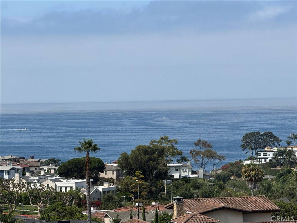 Corona Del Mar, CA 92625,424 Mendoza