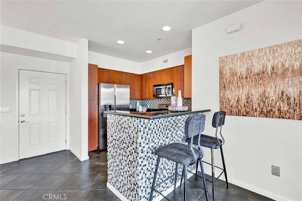 Anaheim, CA 92805,1801 E Katella AVE #3053