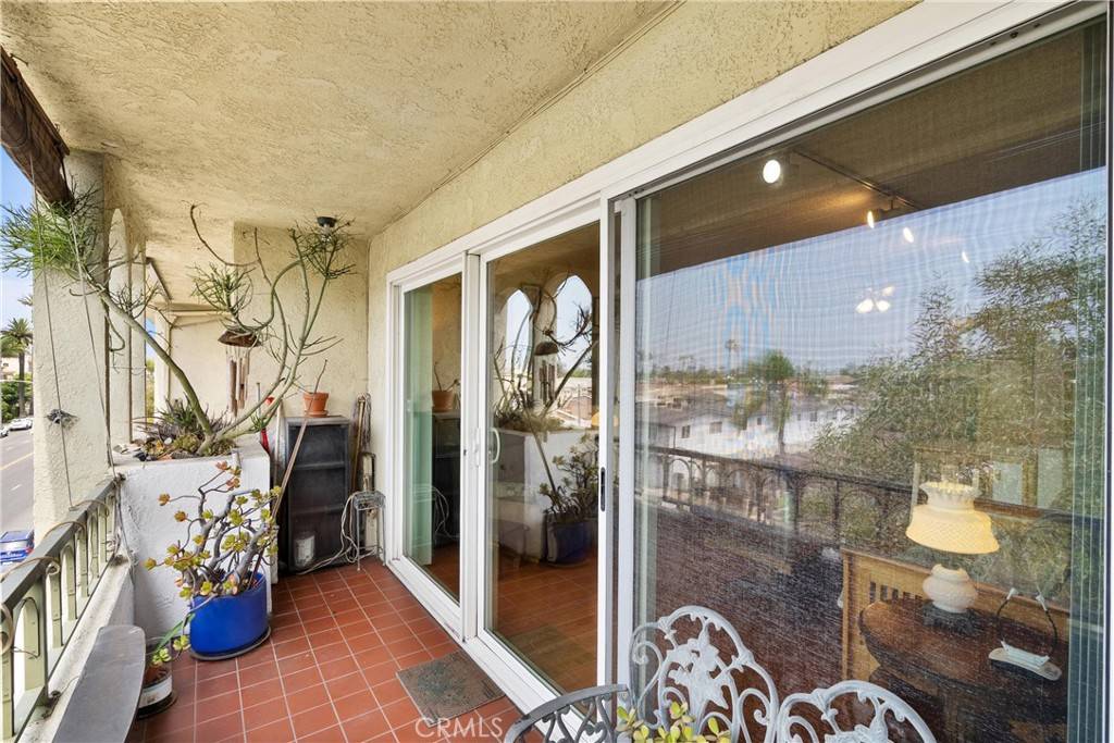Long Beach, CA 90814,420 Redondo AVE #301