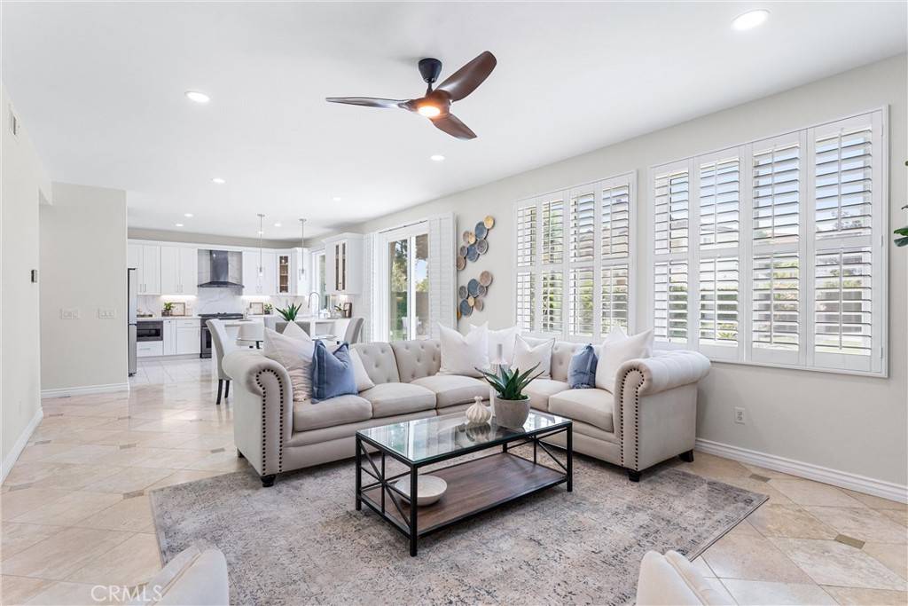 Irvine, CA 92606,2 Washington