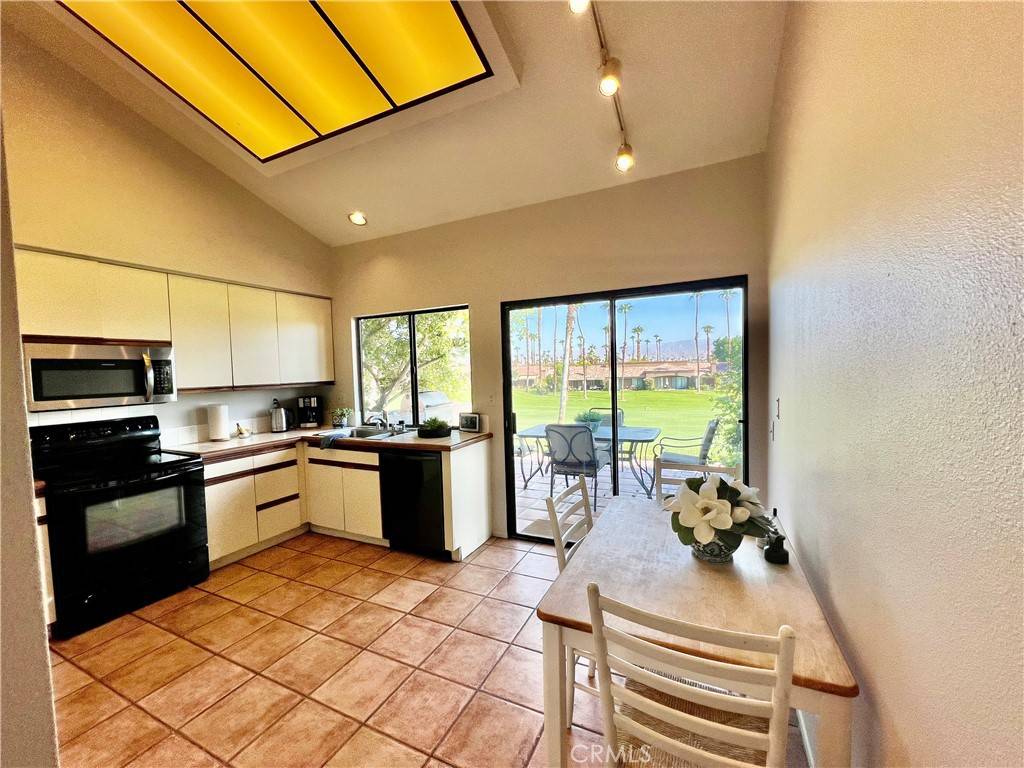 Palm Desert, CA 92211,76386 Sweet Pea WAY