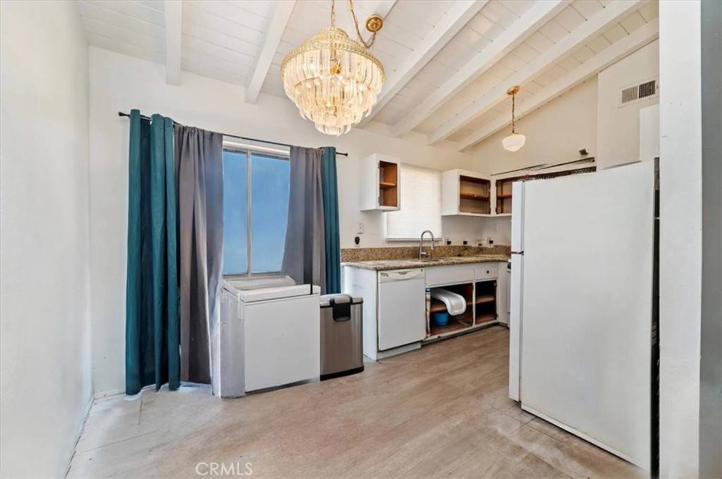 San Jacinto, CA 92583,367 E Shaver ST