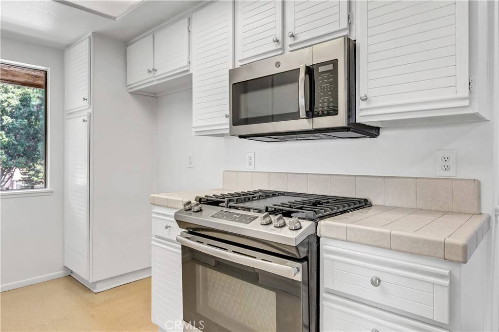 Lake Forest, CA 92630,21283 Tupelo LN #4