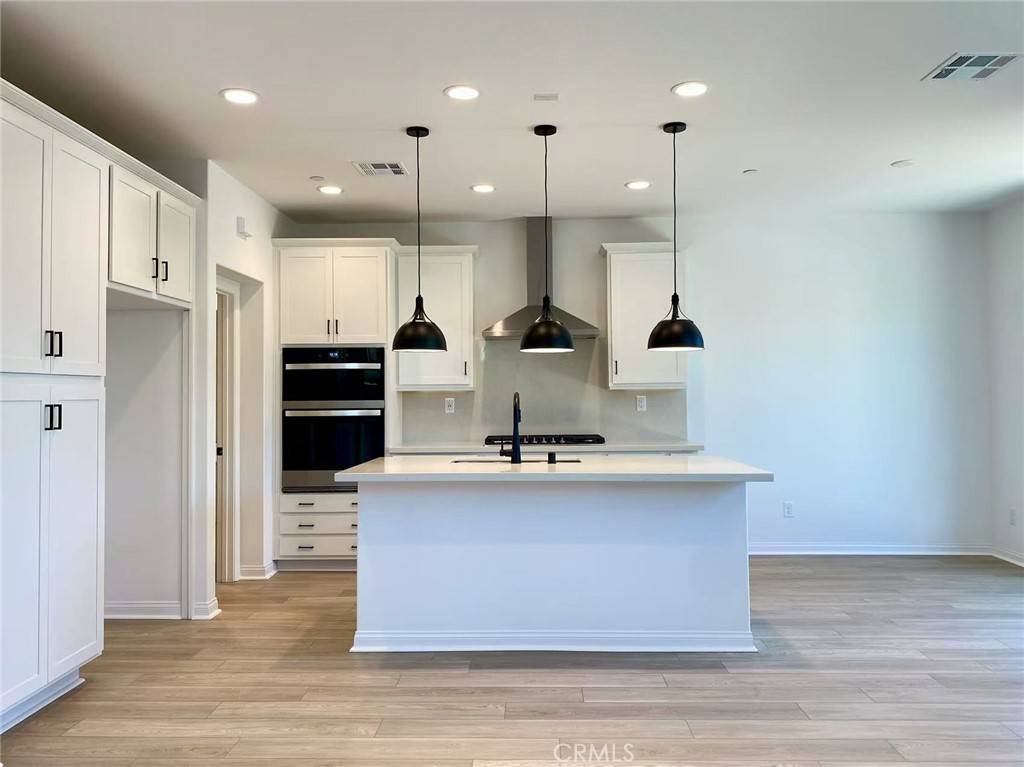 Rancho Mission Viejo, CA 92694,130 Moonflower