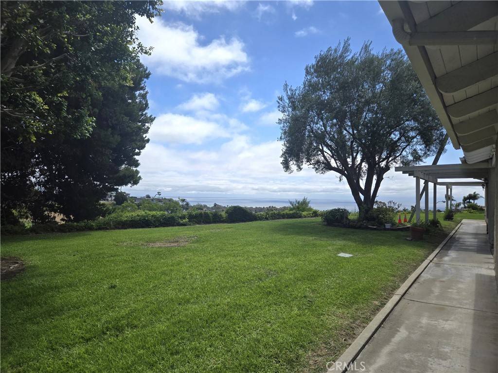 San Clemente, CA 92672,110 Calle Cuervo