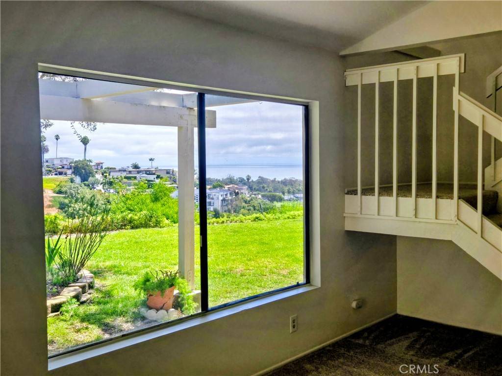 San Clemente, CA 92672,110 Calle Cuervo