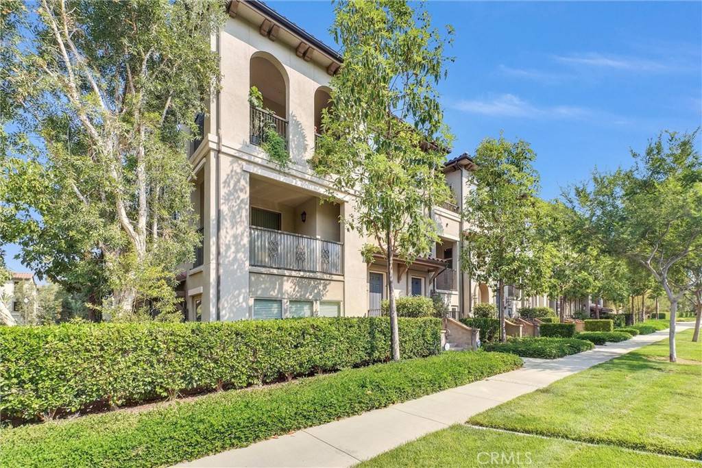 Irvine, CA 92618,213 Native
