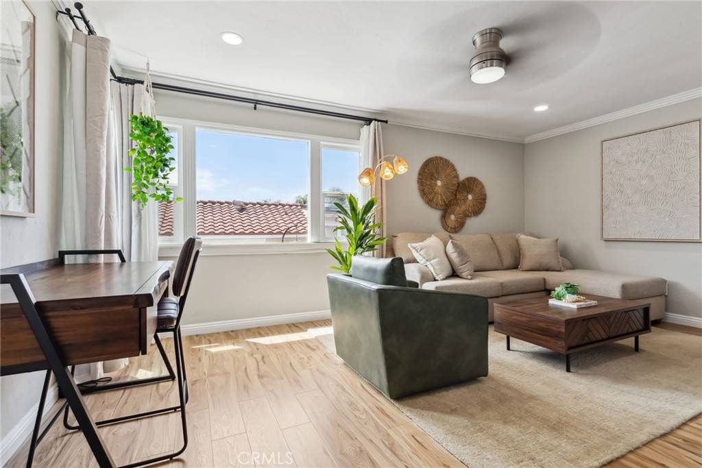 San Diego, CA 92109,4073 Riviera DR