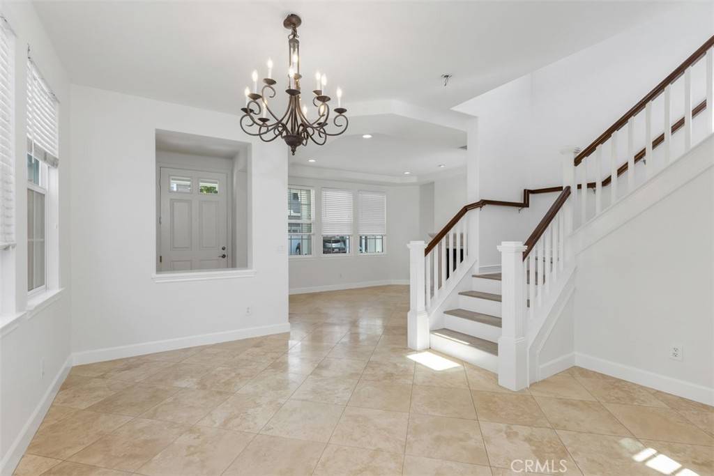 Costa Mesa, CA 92627,2311 Half Moon LN