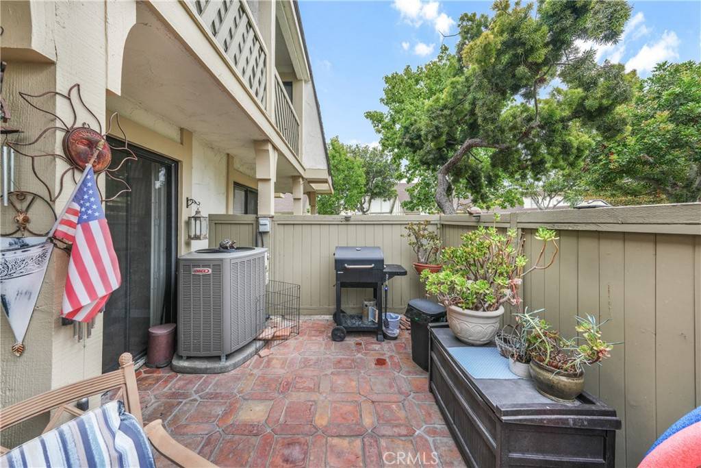 Westminster, CA 92683,15110 Henley DR #51
