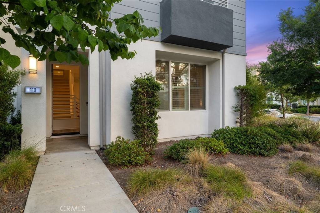 Irvine, CA 92618,118 Modjeska