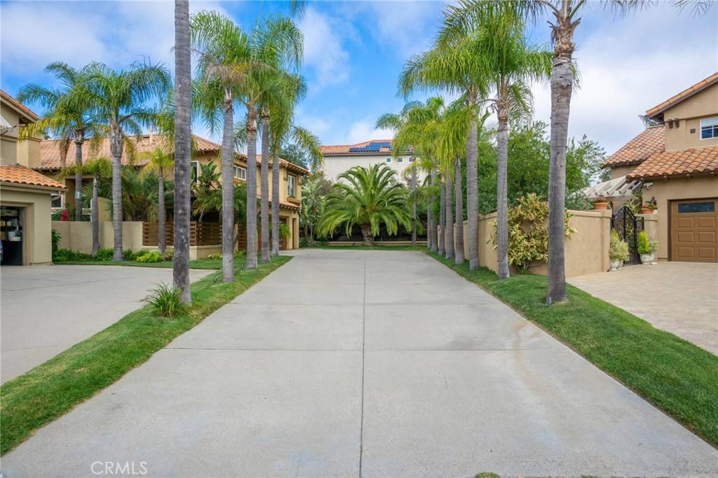 Laguna Niguel, CA 92677,3 Agia