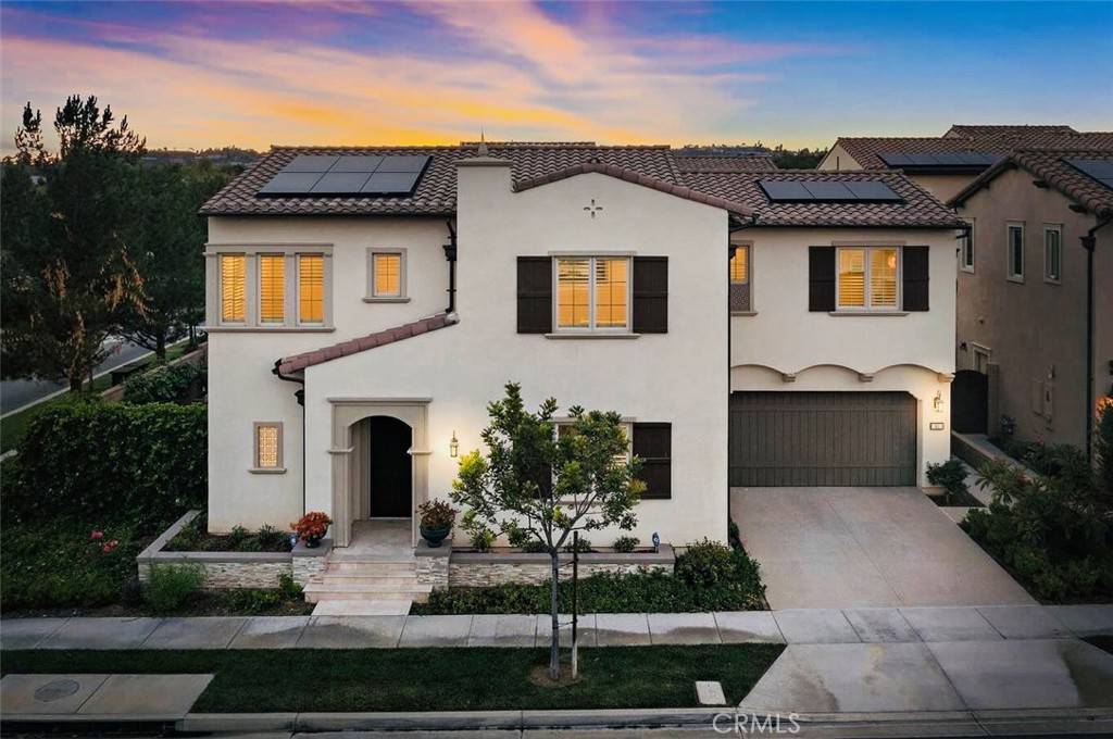 Irvine, CA 92602,61 English Saddle