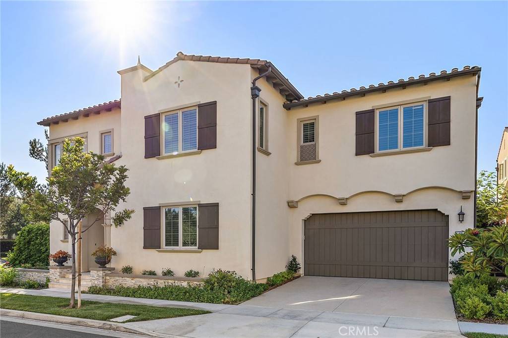 Irvine, CA 92602,61 English Saddle