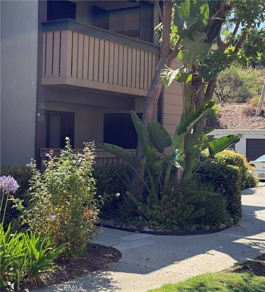 Lake Forest, CA 92630,20702 El Toro RD #243