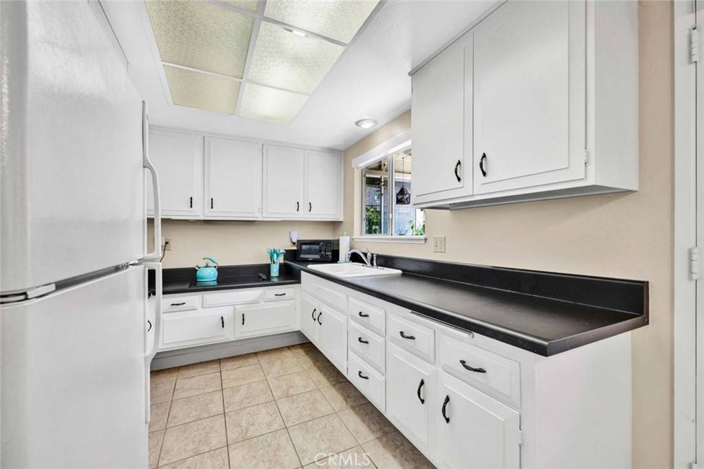 Laguna Woods, CA 92637,336 Avenida Sevilla #B