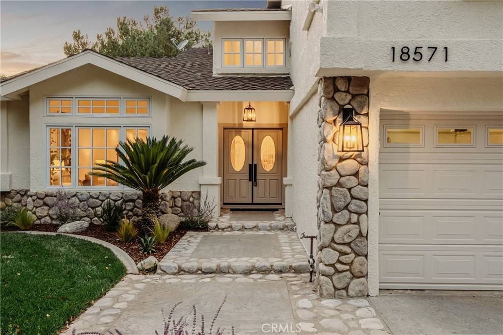 Yorba Linda, CA 92886,18571 Buena Vista AVE