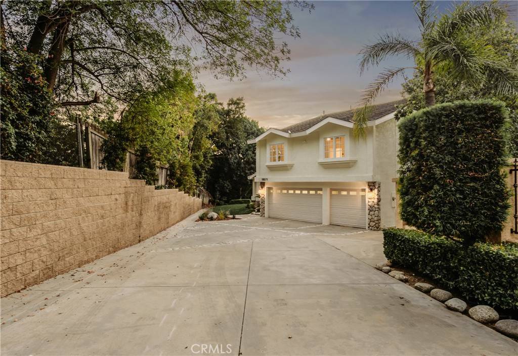 Yorba Linda, CA 92886,18571 Buena Vista AVE