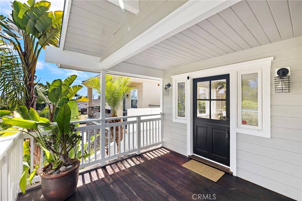 San Clemente, CA 92672,204 Esplanade