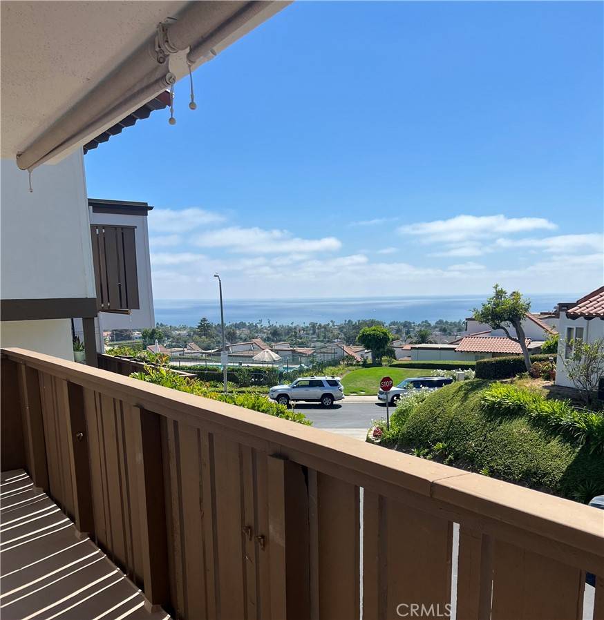 San Clemente, CA 92673,881 Calle Pluma
