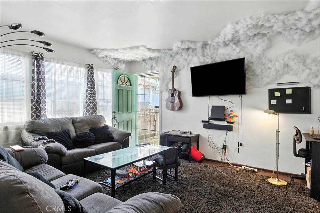 Long Beach, CA 90805,6576 California AVE