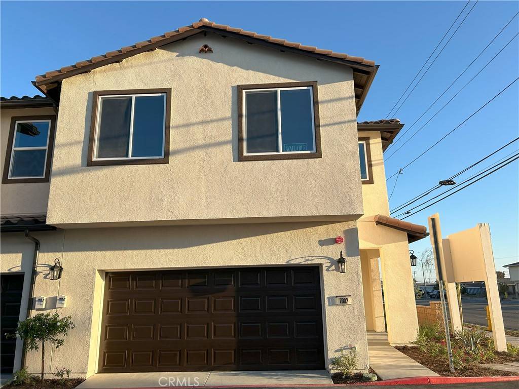 Westminster, CA 92683,7002 Solara