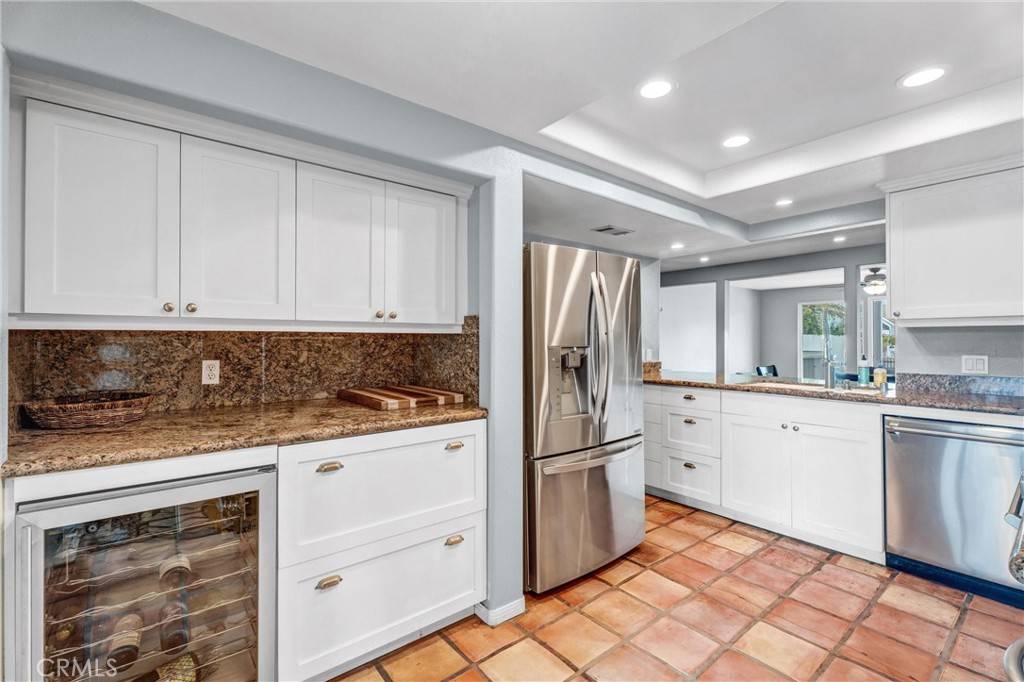 Huntington Beach, CA 92649,3625 Windspun DR