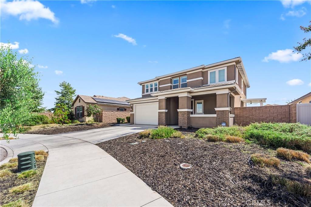 Perris, CA 92570,2443 Wild Oak CT