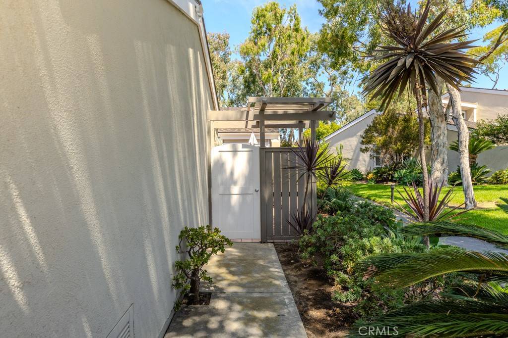 Huntington Beach, CA 92648,19745 Deep Harbor DR