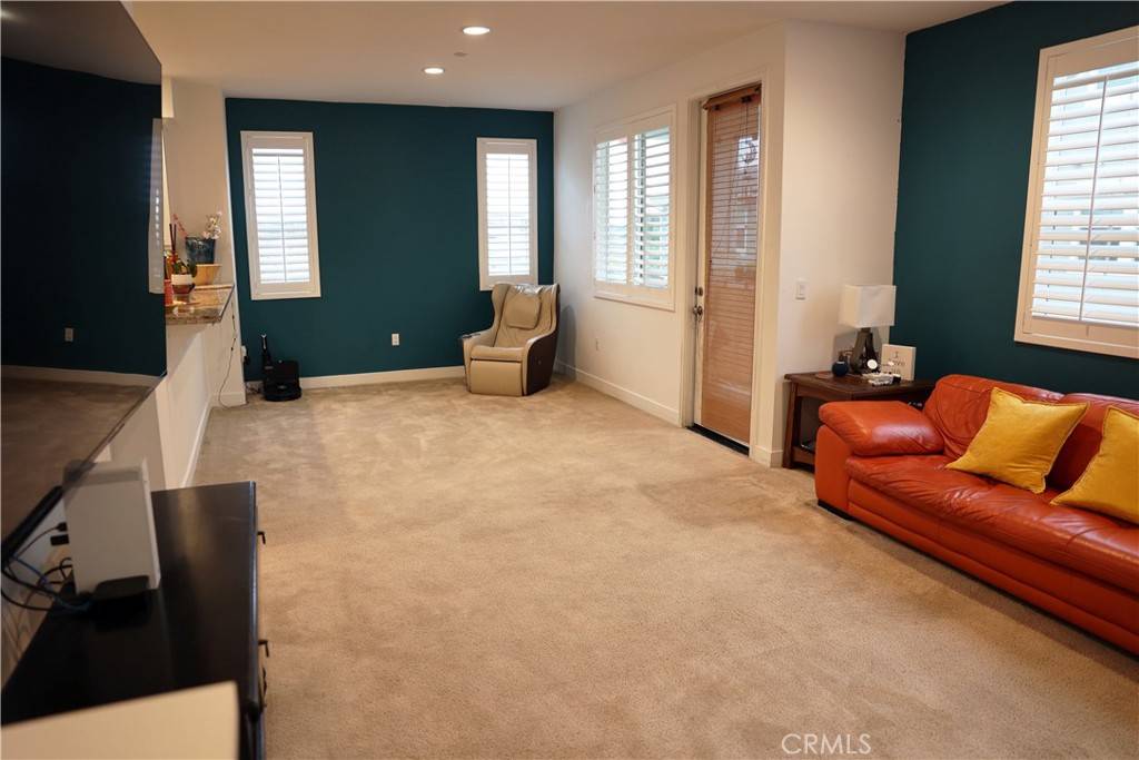 Oceanside, CA 92054,1104 Hibiscus WAY