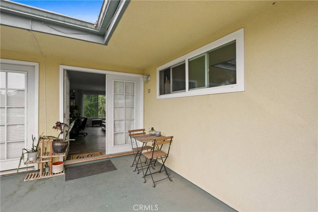Santa Ana, CA 92701,611 S Orange AVE #10