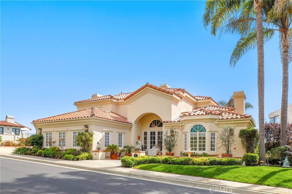 San Clemente, CA 92673,6 Via Cancha