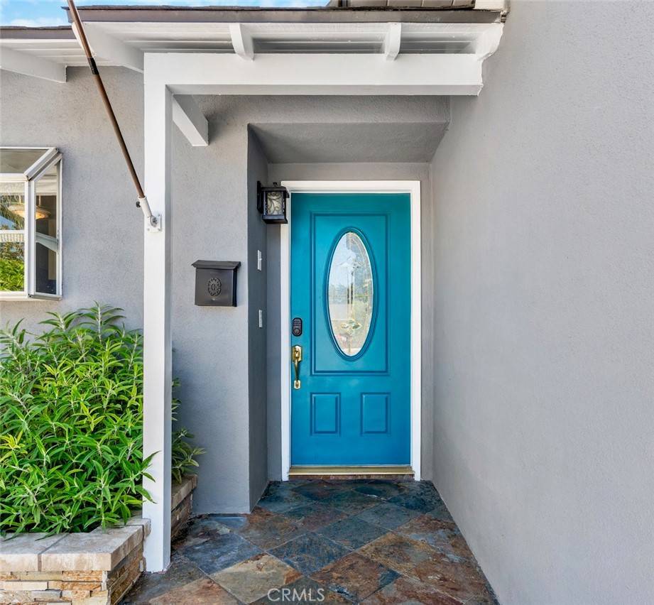 Huntington Beach, CA 92647,15072 Sussex CIR