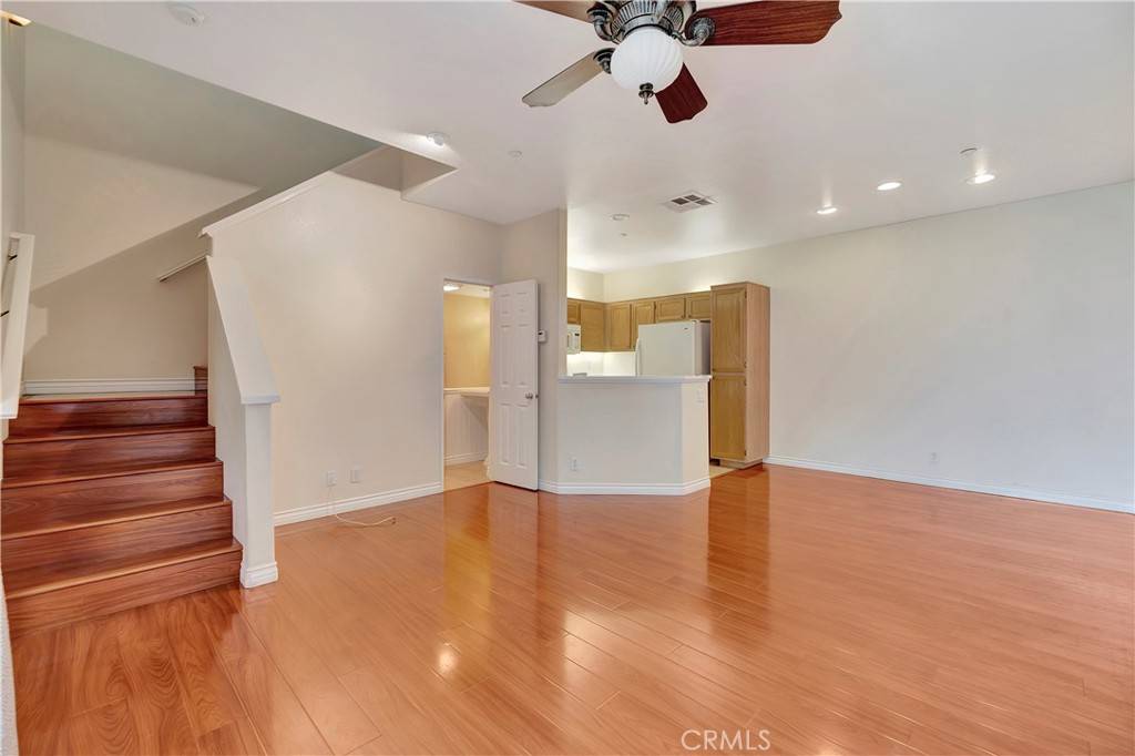 Irvine, CA 92618,1702 Crescent Oak