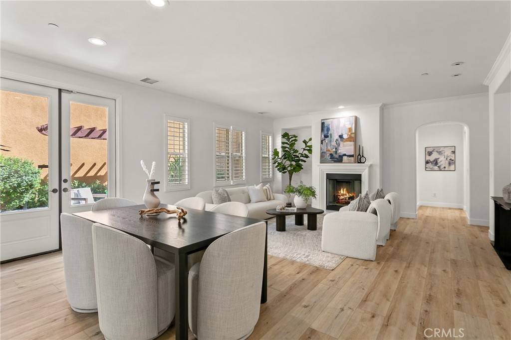 Irvine, CA 92620,76 Townsend