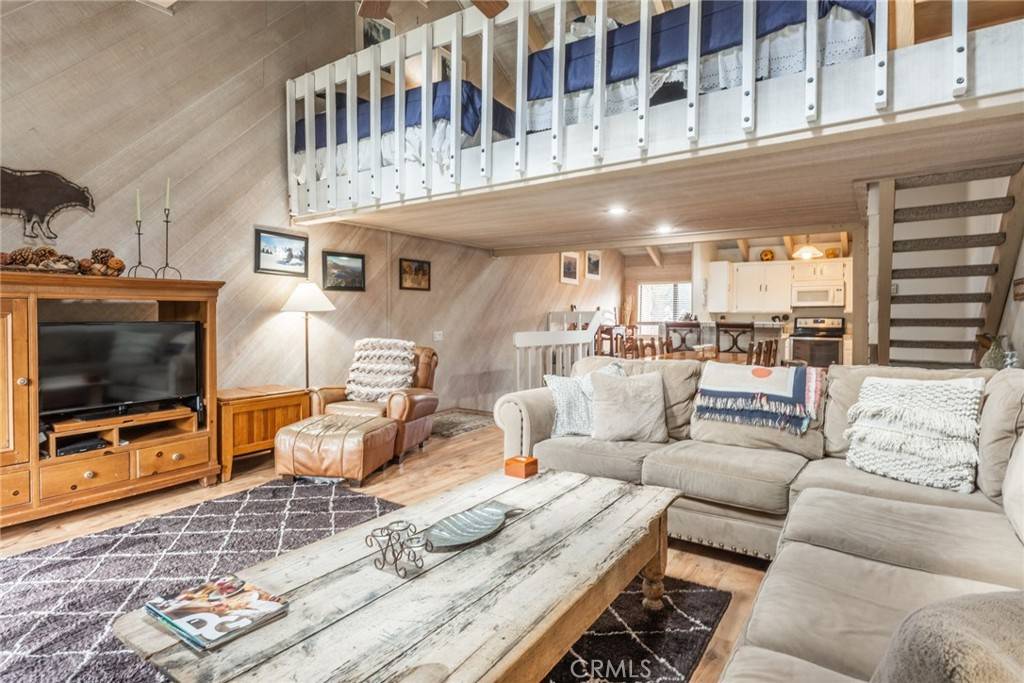 Mammoth Lakes, CA 93546,105 Sanctuary #105