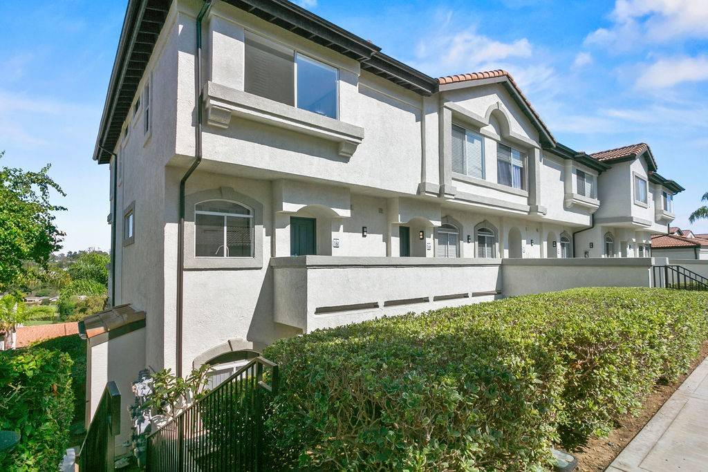 Laguna Niguel, CA 92677,30902 Clubhouse DR #16I