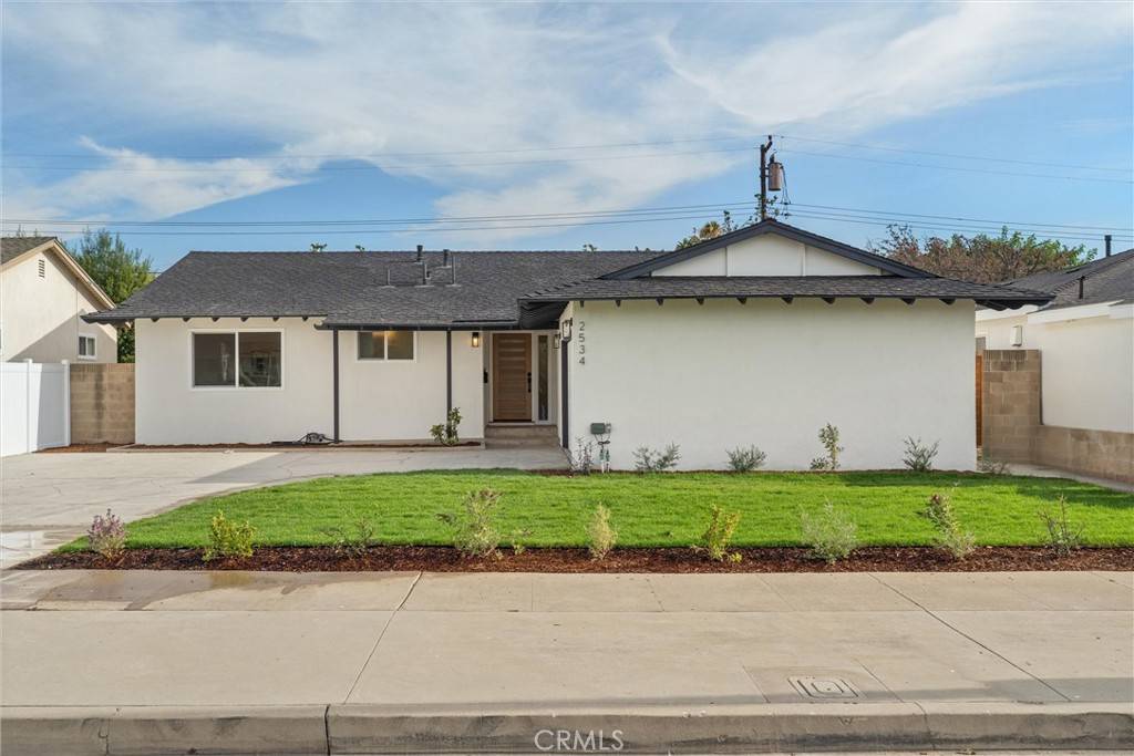 Orange, CA 92867,2534 E Hoover AVE