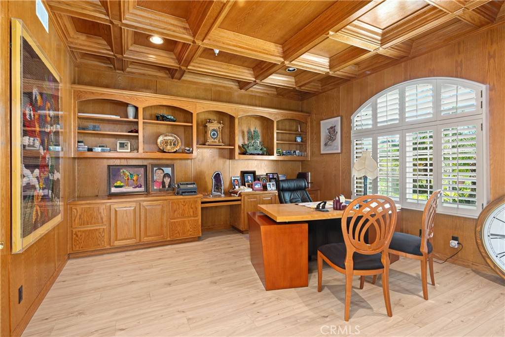 Laguna Hills, CA 92653,25191 Rockridge RD