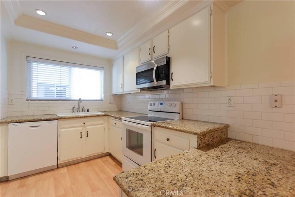 Laguna Woods, CA 92637,5325 Bahia Blanca W #P