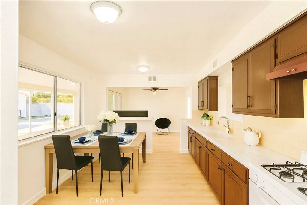 Pomona, CA 91767,370 E La Verne AVE