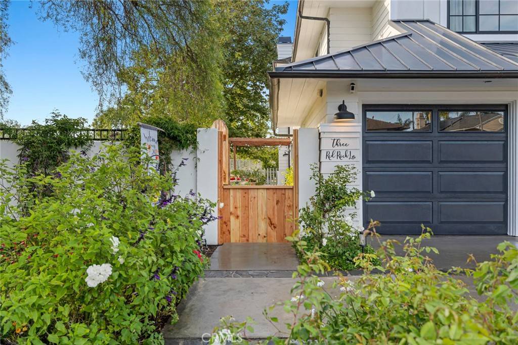 Laguna Niguel, CA 92677,3 Red Rock LN