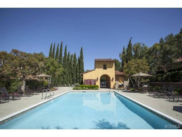 Irvine, CA 92603,32 Shade Tree