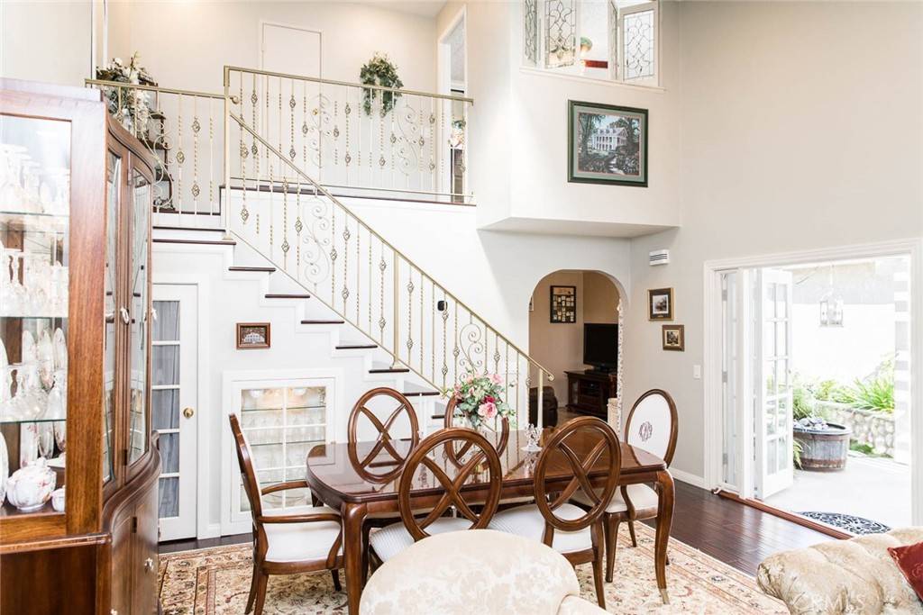 Irvine, CA 92618,9 Orchard