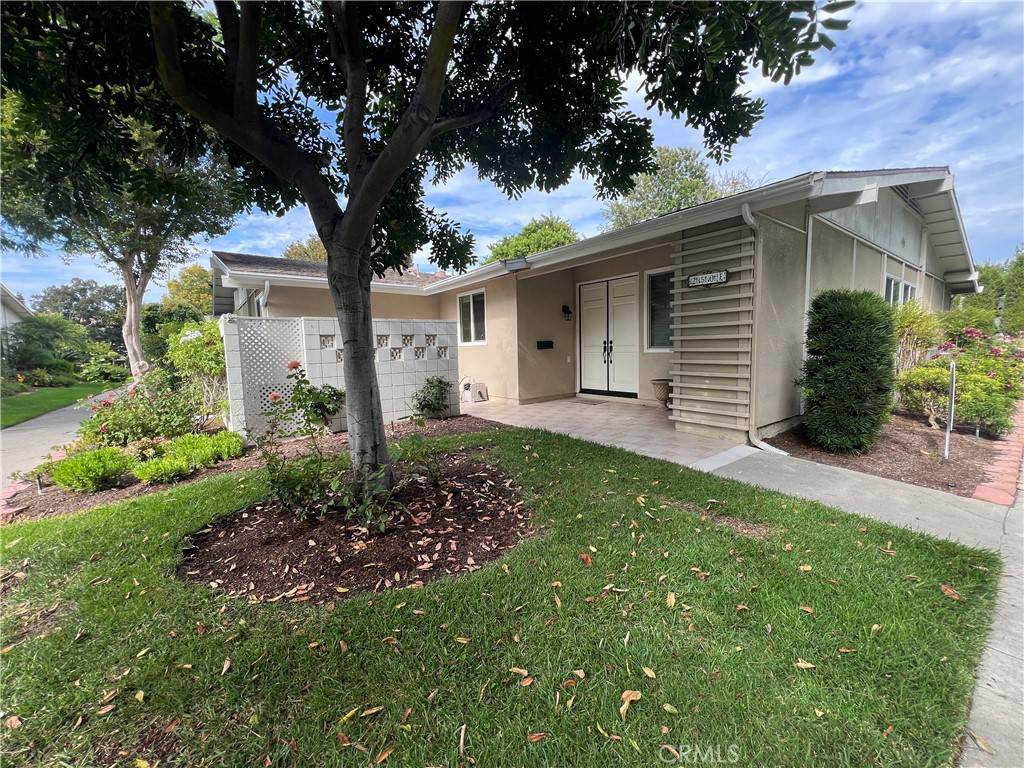 Laguna Woods, CA 92637,250 Calle Aragon #E
