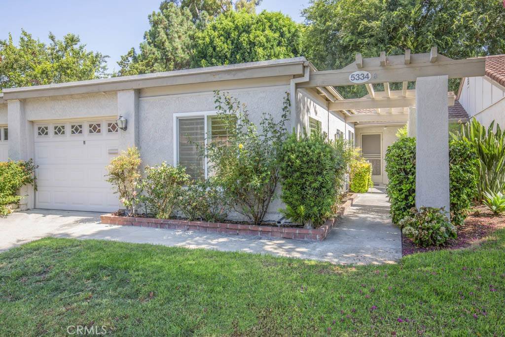 Laguna Woods, CA 92637,5334 Bahia Blanca W #B