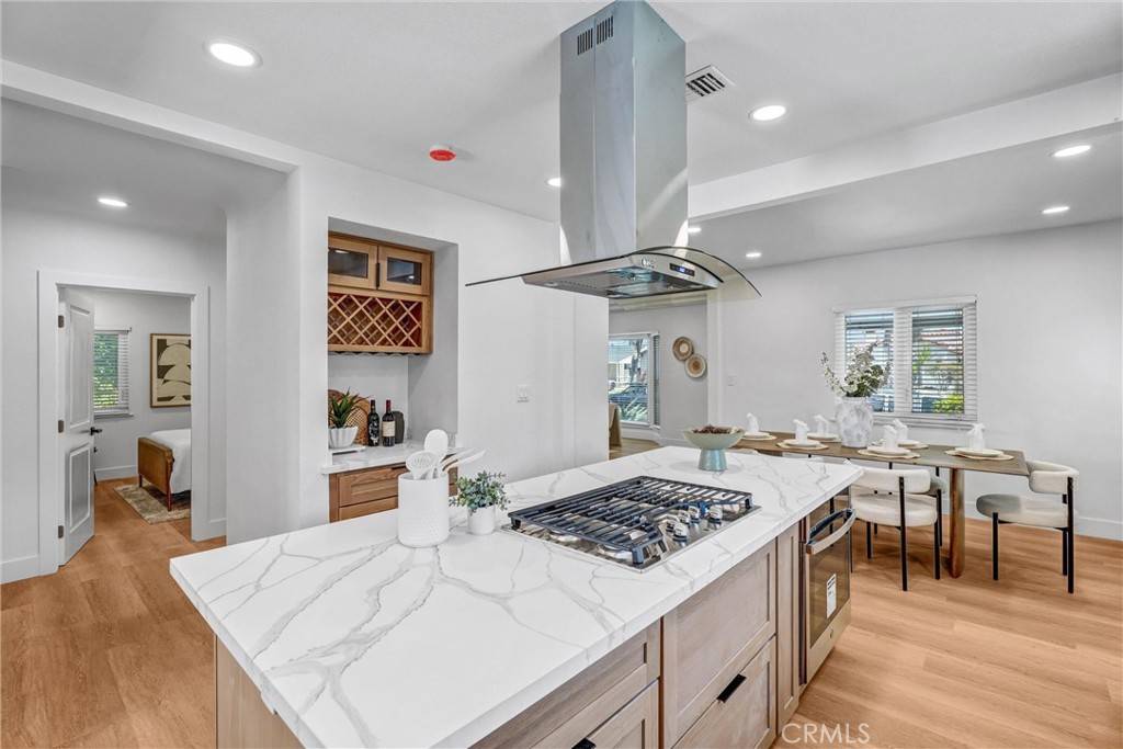 Los Angeles, CA 90016,3637 Virginia Road